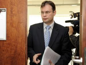 Nocna pogróżka posła PiS z komisji śledczej