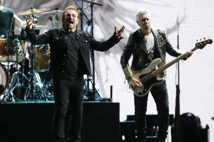 U2 podczas trasy "The Joshua Tree 2017" - koncert w Santiago de Chile 14.10.2017
