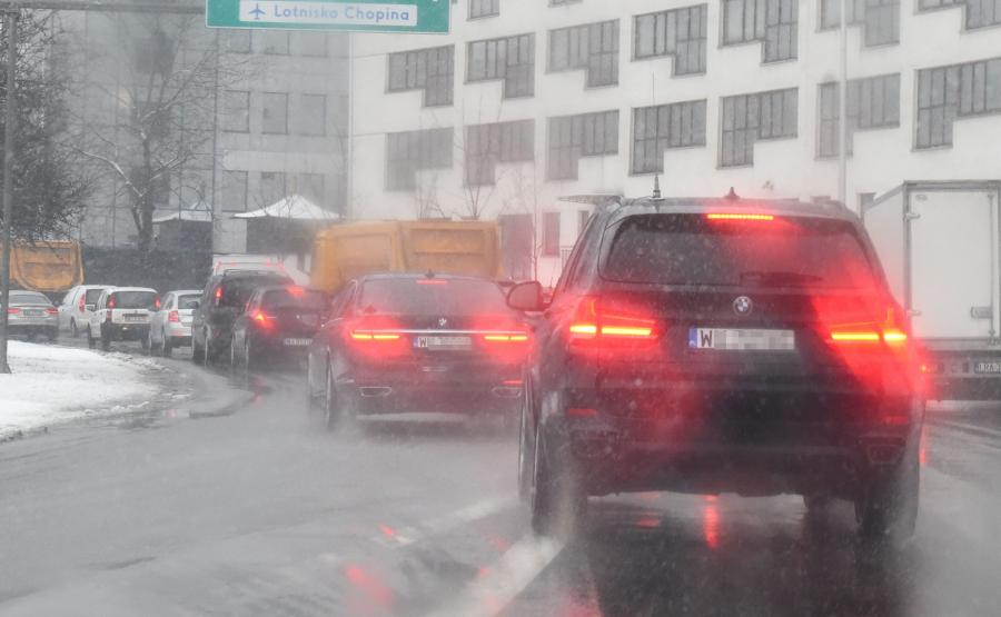 Linia ciągła?