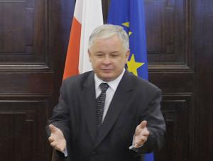 Lech Kaczyński zgadza się z Bartoszewskim