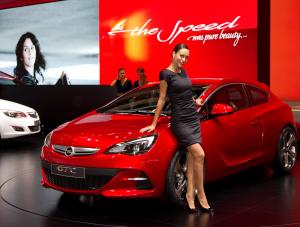 Prototyp - Opel Astra GTC Paris