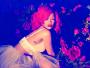 Rihanna goni Elvisa