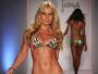 Makijaż na plażę: propozycje na sezon wiosna-lato 2012 z pokazów Mercedes Benz Fashion Swim Week