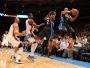 Z piłką Jameer Nelson z Orlando Magic, za nim gracze z New York Knicks. Madison Squaere Garden, Nowy Jork