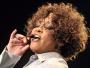 Żal i szok po śmierci Whitney Houston. "Mam złamane serce"