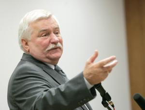 Wałęsa: Chcę być na polskim euro