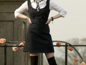 Dziewczyny z St. Trinian”, reż. Barnaby Thompson, dystr. Vivarto, czas trwania: 101 min, premiera: 5 września