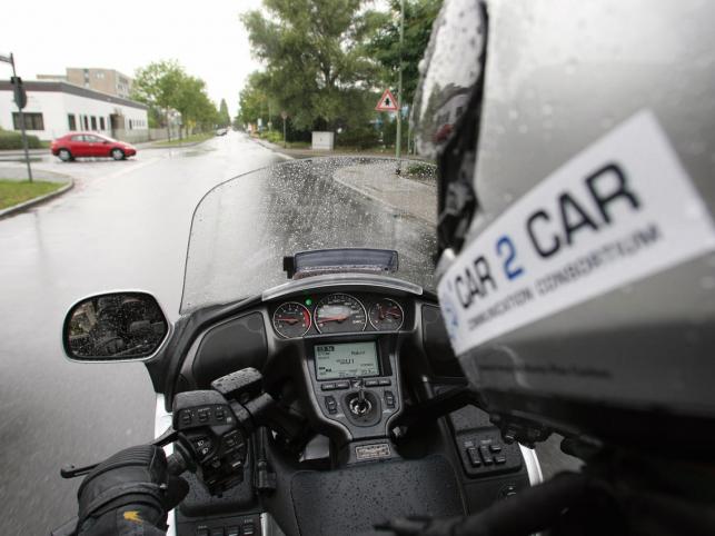 System potrafi uratować przed kraksą tak motocyklistów, jak i kierowców aut