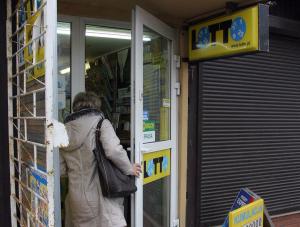 Informacją o wygranej lepiej się z nikim nie dzielić.