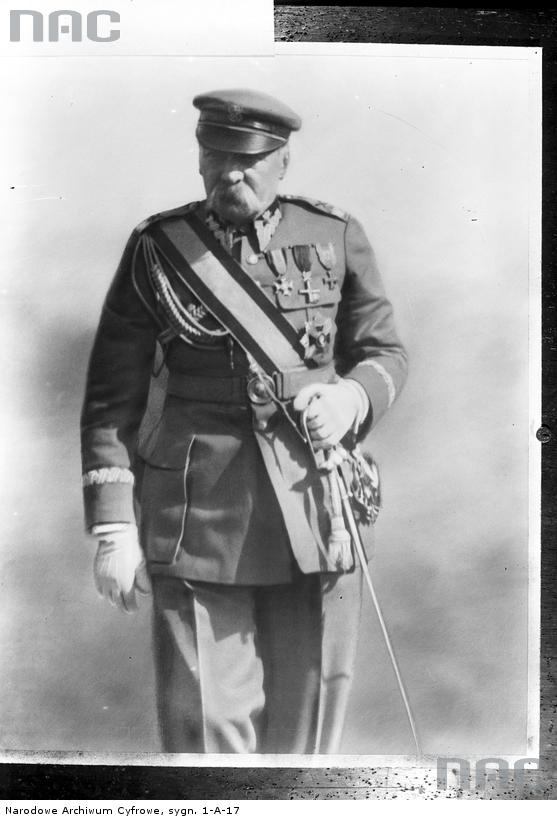 JÓZEF PIŁSUDSKI