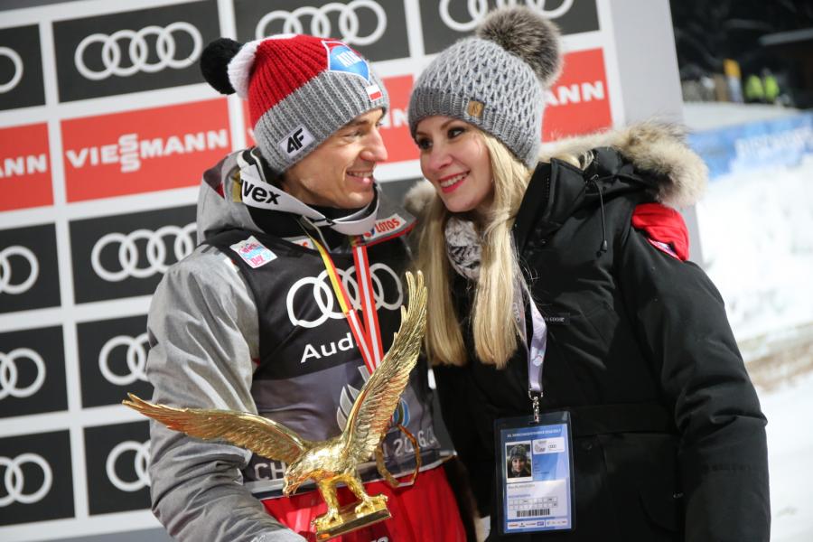 Król Kamil Stoch! W jego kolekcji brakuje już tylko jednego trofeum